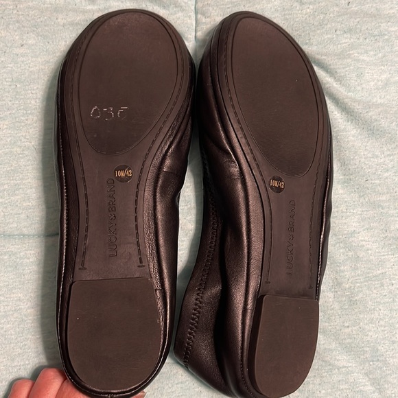 Lucky flats - Picture 2 of 2